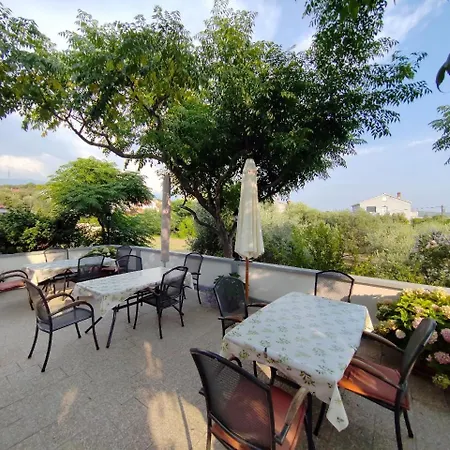 Josip 4* Barbat na Rabu