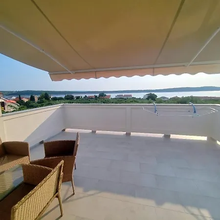 Josip Bed & Breakfast